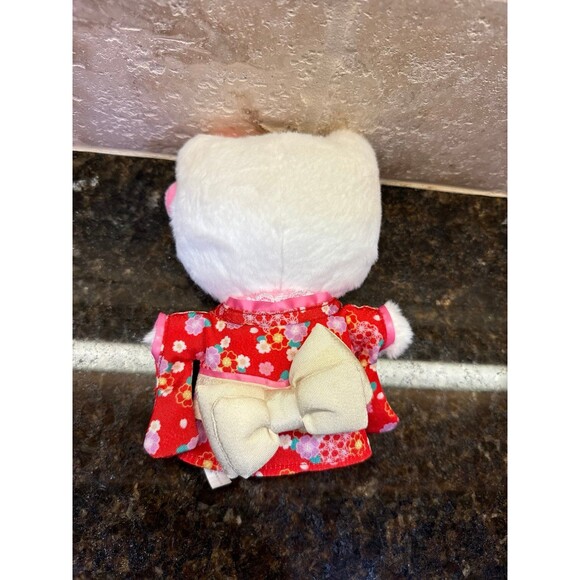 Sanrio Hello Kitty Sakura Kimono Plush 8” NEW - Picture 3 of 4